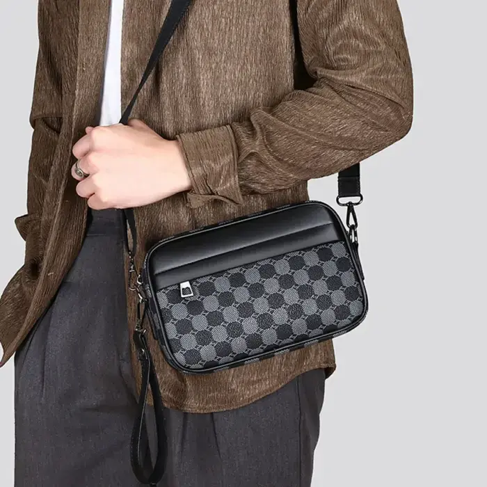 Luxurious SB-119 Professional Branded Waterproof Leather Trendy Side Body Bag For Unisex