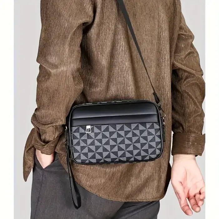 Luxurious SB-121 Professional Branded Waterproof Leather Trendy Side Body Bag For Unisex